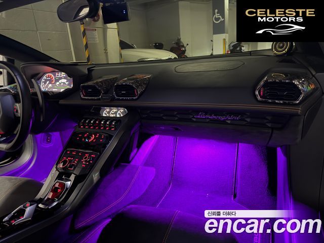 LAMBORGHINI Huracán LP610-4 2015 — photo 7 sur 12