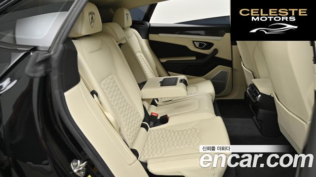 LAMBORGHINI Urus 4.0 V8 2021 — photo 13 sur 26