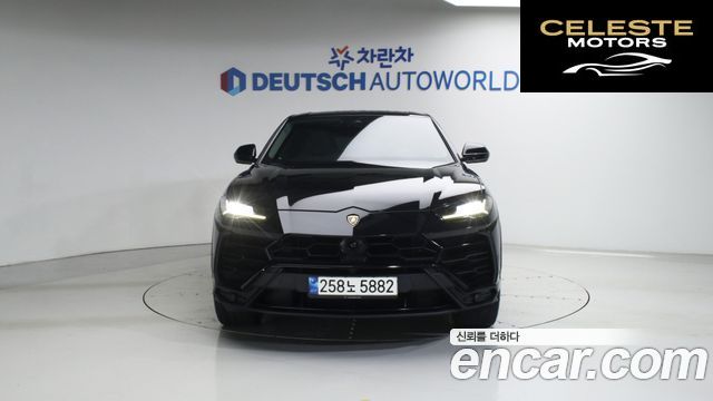 LAMBORGHINI Urus 4.0 V8 2021 — photo 2 sur 26