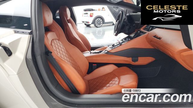 LAMBORGHINI Aventador S LP740-4 2018 — photo 16 sur 35