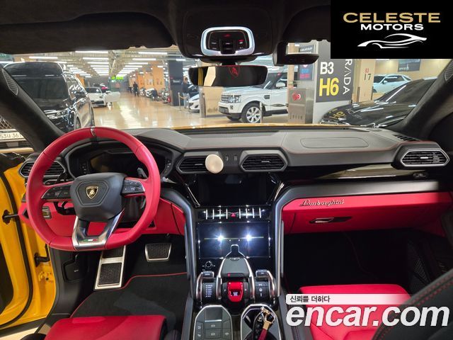 LAMBORGHINI Urus 4.0 V8 2022 — photo 11 sur 26