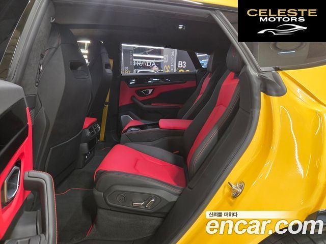 LAMBORGHINI Urus 4.0 V8 2022 — photo 13 sur 26