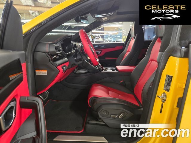 LAMBORGHINI Urus 4.0 V8 2022 — photo 17 sur 26