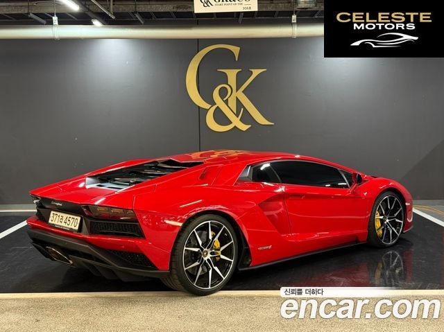 LAMBORGHINI Aventador S LP740-4 2019 — photo 4 sur 26