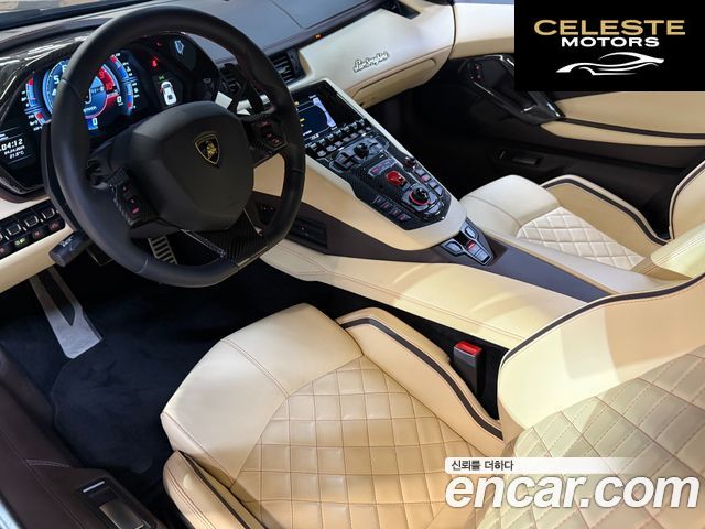 LAMBORGHINI Aventador S LP740-4 2019 — photo 5 sur 26