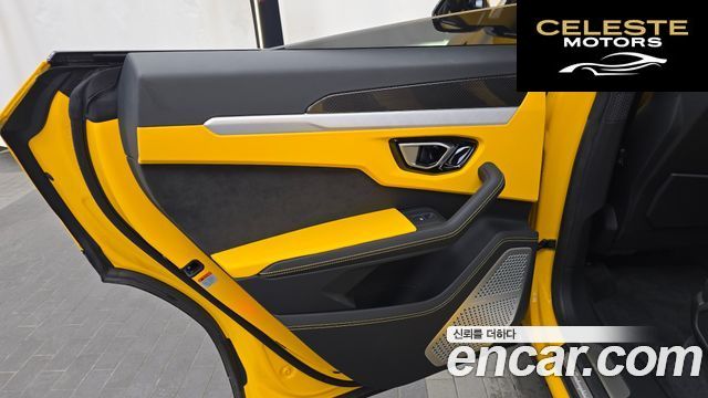 LAMBORGHINI Urus 4.0 V8 2019 — photo 15 sur 34