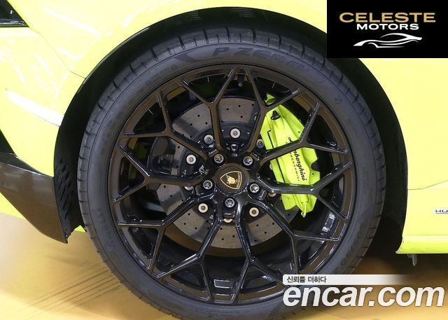 LAMBORGHINI Huracán LP640-4 EVO Spyder 2022 — photo 14 sur 20