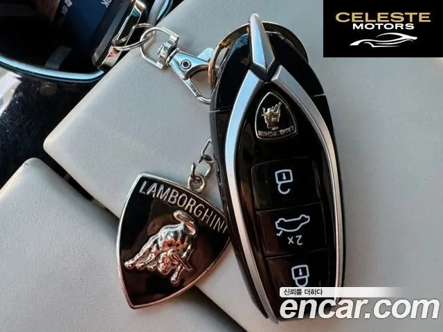 LAMBORGHINI Urus 4.0 V8 2020 — photo 14 sur 20