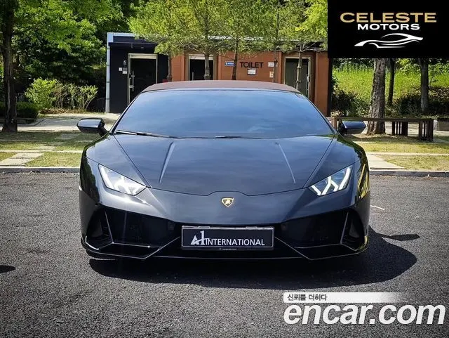 LAMBORGHINI Huracán LP640-4 EVO Spyder 2021 — photo 2 sur 26