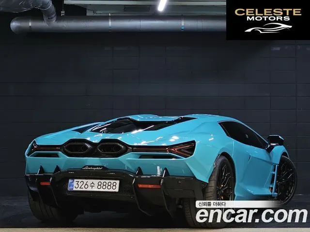 LAMBORGHINI Revuelto 6.5 V12 2025 — photo 4 sur 26