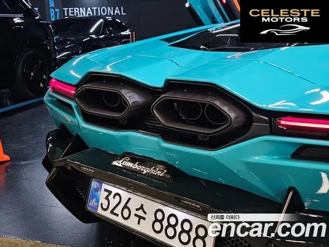 LAMBORGHINI Revuelto 6.5 V12 2025 — photo 8 sur 26