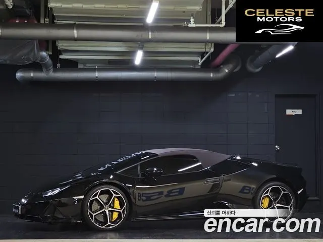 LAMBORGHINI Huracán LP640-4 EVO Spyder 2021 — photo 3 sur 26