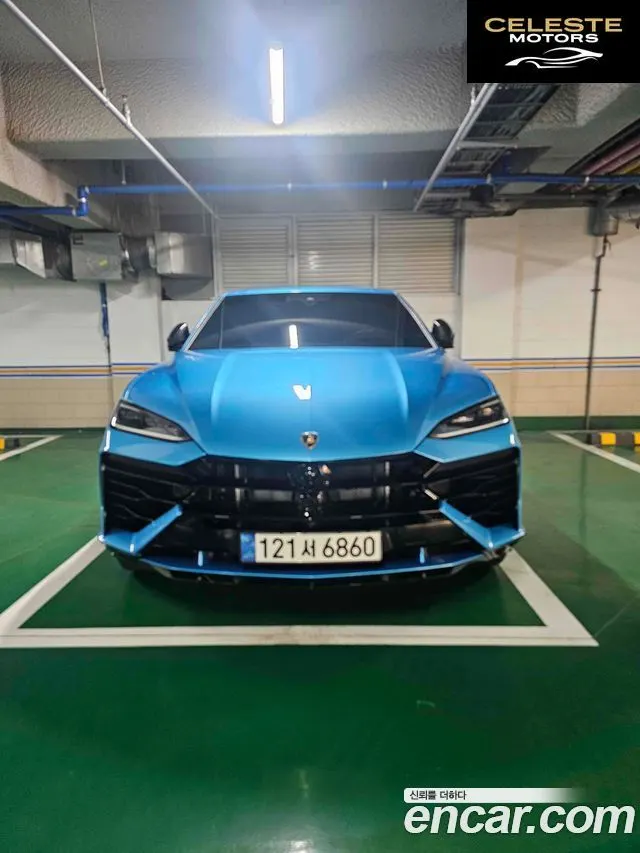 LAMBORGHINI Urus 4.0 V8 SE 2025 — photo 1 sur 19