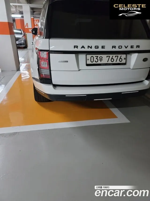 LAND ROVER Range Rover 44.4 SDV8 AB 2017 — photo 2 sur 13