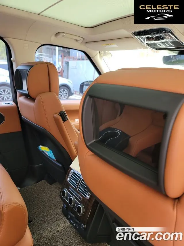 LAND ROVER Range Rover 44.4 SDV8 AB 2017 — photo 4 sur 13