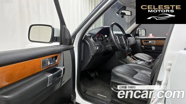 LAND ROVER Discovery 4 3.0 SDV6 SE 2013 — photo 11 sur 20