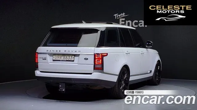 LAND ROVER Range Rover 44.4 SDV8 Vogue SE 2017 — photo 2 sur 20