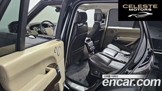 LAND ROVER Range Rover 44.4 SDV8 Vogue SE 2017 — photo 17 sur 20