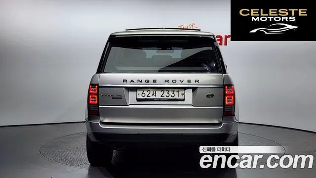 LAND ROVER Range Rover 44.4 SDV8 Vogue SE 2016 — photo 4 sur 20