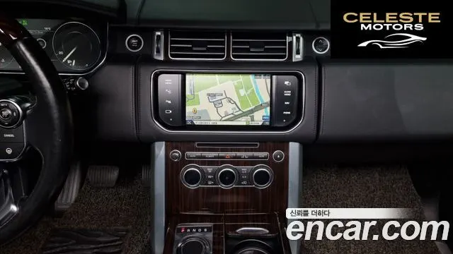 LAND ROVER Range Rover 44.4 SDV8 AB 2015 — photo 14 sur 26