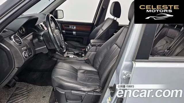 LAND ROVER Discovery 4 2.7 TDV6 SE 2010 — photo 10 sur 20