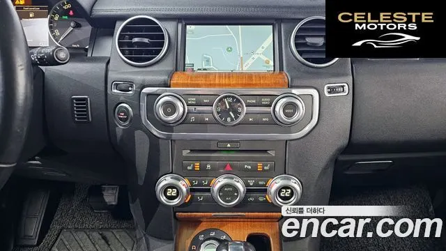 LAND ROVER Discovery 4 2.7 TDV6 SE 2010 — photo 14 sur 20