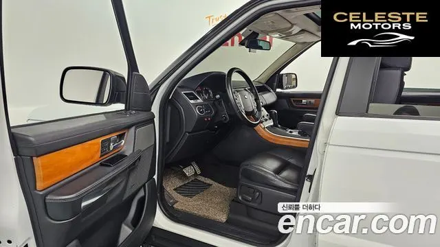 LAND ROVER Range Rover Sport 3.0 TDV6 2011 — photo 10 sur 20