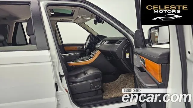 LAND ROVER Range Rover Sport 3.0 TDV6 2011 — photo 11 sur 20