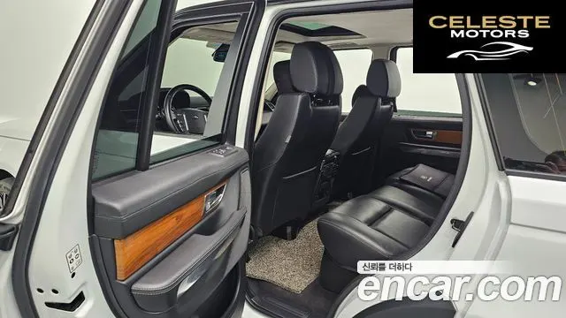 LAND ROVER Range Rover Sport 3.0 TDV6 2011 — photo 12 sur 20