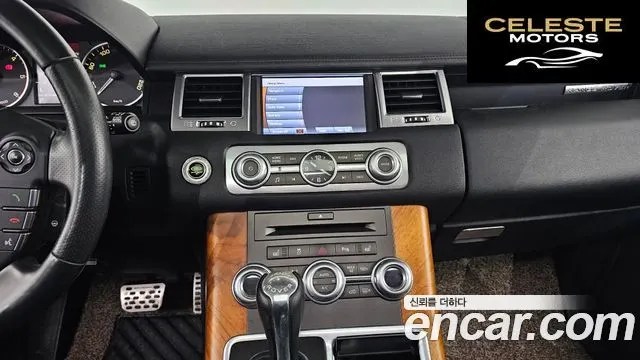LAND ROVER Range Rover Sport 3.0 TDV6 2011 — photo 14 sur 20