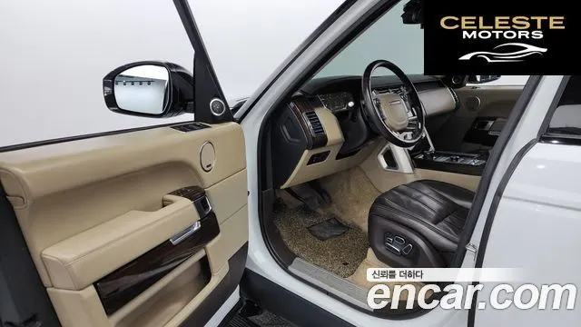LAND ROVER Range Rover 44.4 SDV8 Vogue SE 2014 — photo 10 sur 26