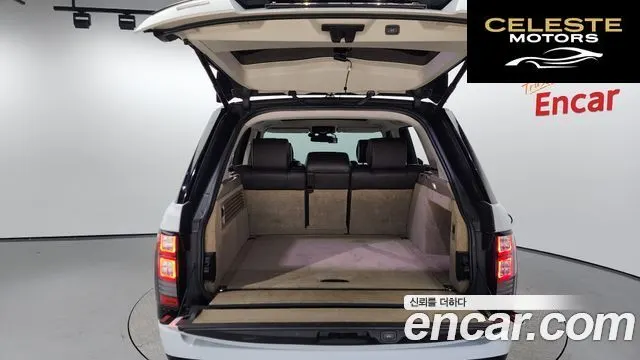 LAND ROVER Range Rover 44.4 SDV8 Vogue SE 2014 — photo 20 sur 26