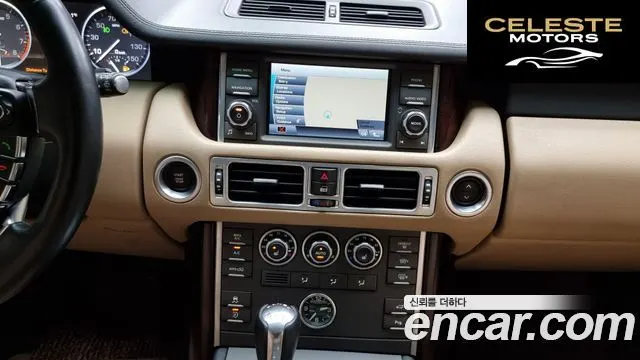 LAND ROVER Range Rover V8 5.0 Vogue 2011 — photo 14 sur 20