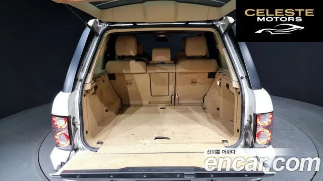 LAND ROVER Range Rover V8 5.0 Vogue 2011 — photo 20 sur 20