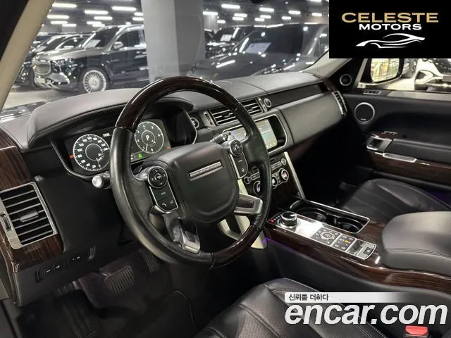 LAND ROVER Range Rover 44.4 SDV8 AB 2017 — photo 4 sur 26