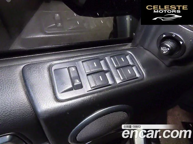 LAND ROVER Discovery 3 2.7 TDV6 HSE 2007 — photo 13 sur 23