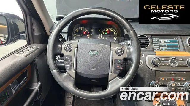 LAND ROVER Discovery 4 3.0 SDV6 SE 2015 — photo 13 sur 20