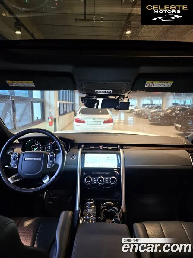 LAND ROVER Discovery 5 2.0 SD4 HSE 2017 — photo 9 sur 26