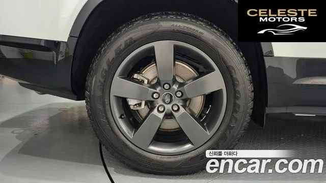 LAND ROVER Defender (L663) 130 P400 X-Dynamic HSE 2024 — photo 5 sur 26