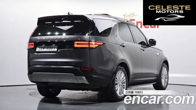 LAND ROVER Discovery 5 3.0 SD6 HSE Luxury 2019 — photo 2 sur 20