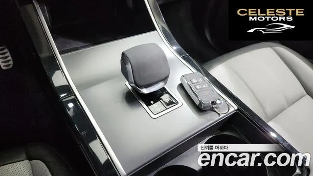 LAND ROVER Range Rover Evoque 2P250 Dynamic SE 2024 — photo 9 sur 20