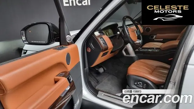 LAND ROVER Range Rover 45.0 SC AB 2017 — photo 10 sur 26