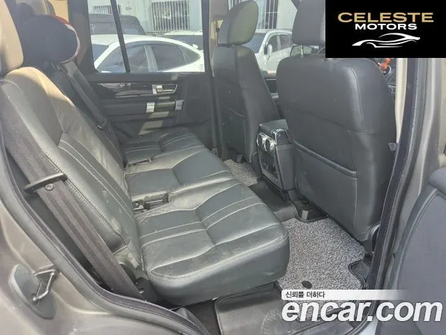 LAND ROVER Discovery 4 2.7 TDV6 SE 2010 — photo 11 sur 19