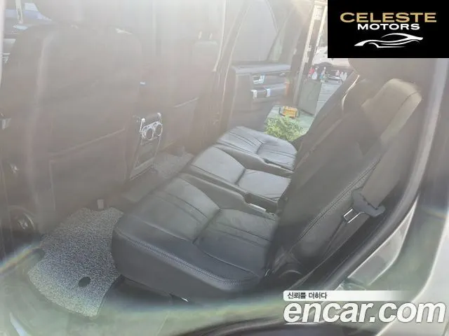LAND ROVER Discovery 4 2.7 TDV6 SE 2010 — photo 12 sur 19