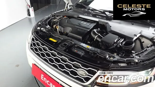 LAND ROVER Range Rover Evoque 2P250 SE 2023 — photo 6 sur 20