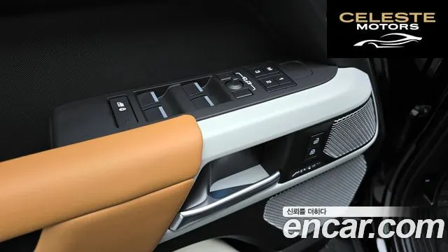 LAND ROVER Defender (L663) 130 D300 X-Dynamic HSE 2024 — photo 18 sur 20