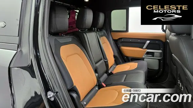 LAND ROVER Defender (L663) 130 D300 X-Dynamic HSE 2024 — photo 13 sur 20