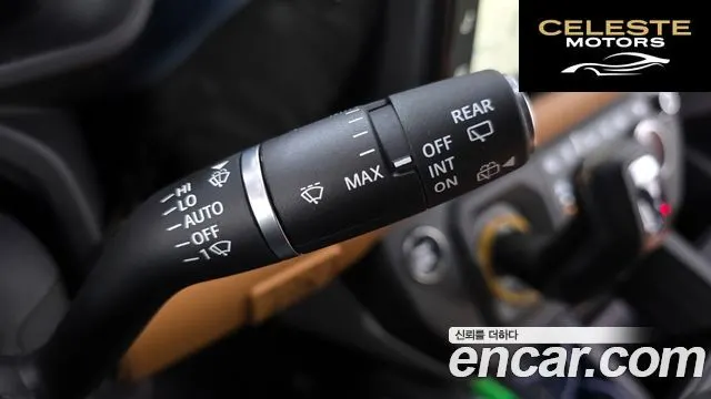 LAND ROVER Defender (L663) 130 D300 X-Dynamic HSE 2024 — photo 19 sur 20