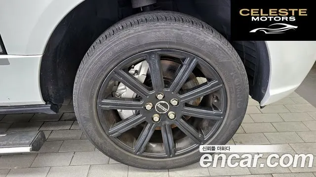 LAND ROVER Range Rover V8 5.0 Supercharged 2010 — photo 5 sur 26