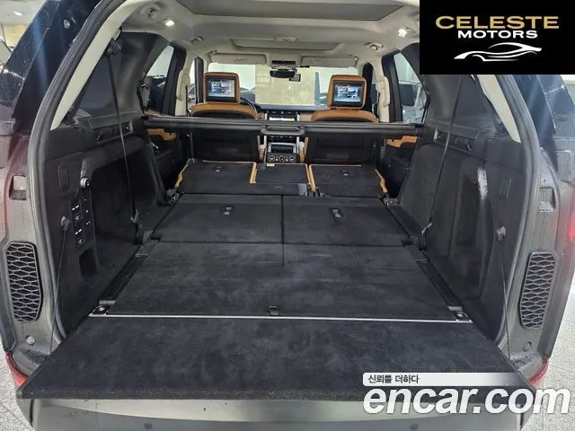 LAND ROVER Discovery 5 3.0 TD6 HSE Luxury 2017 — photo 18 sur 26